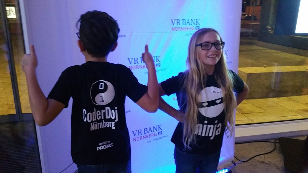 CoderDojo präsentiert sich VR Bank Nürnberg
